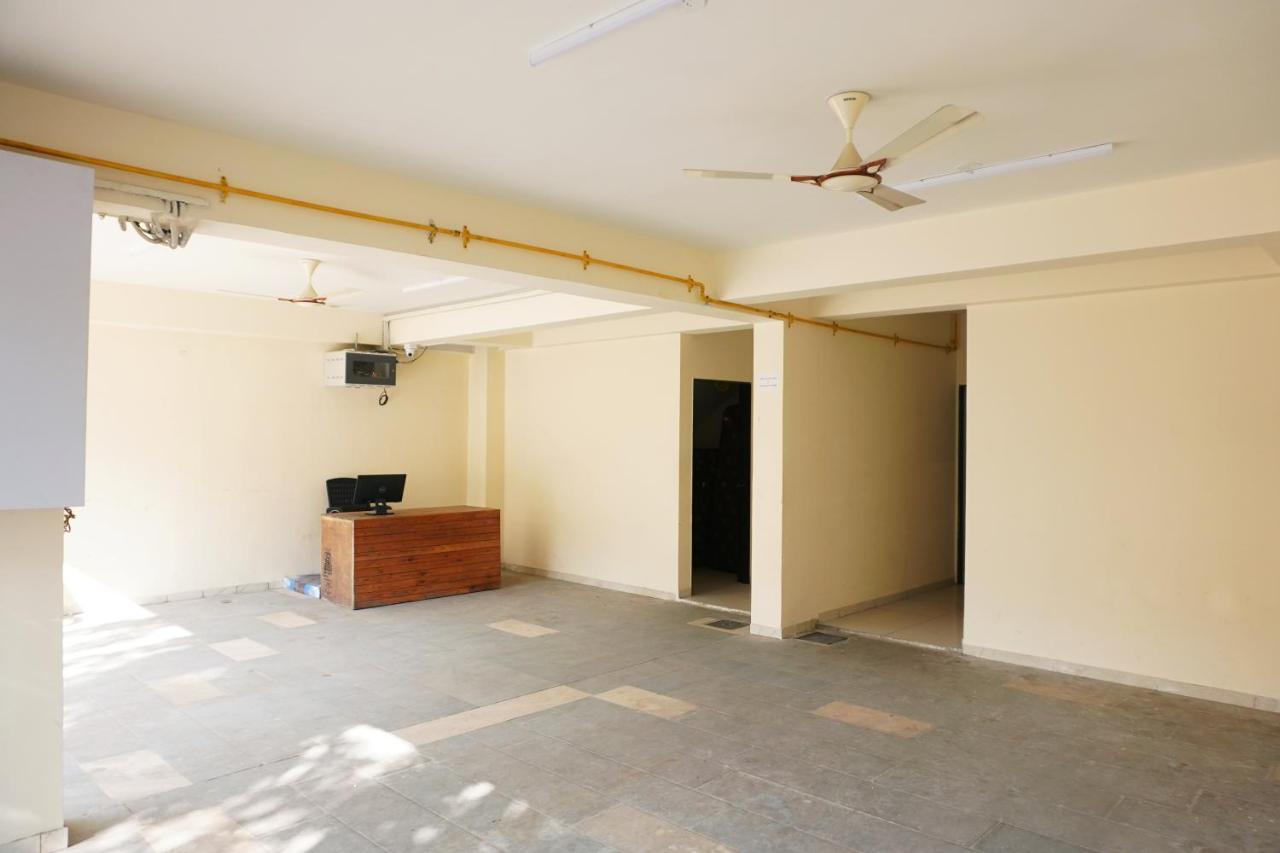 Hotel Nova Sk Rajkot Exterior foto